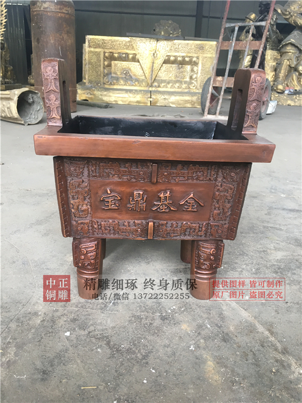 廠家直銷(xiāo)銅鼎.jpg 廠家直銷(xiāo)銅鼎.jpg