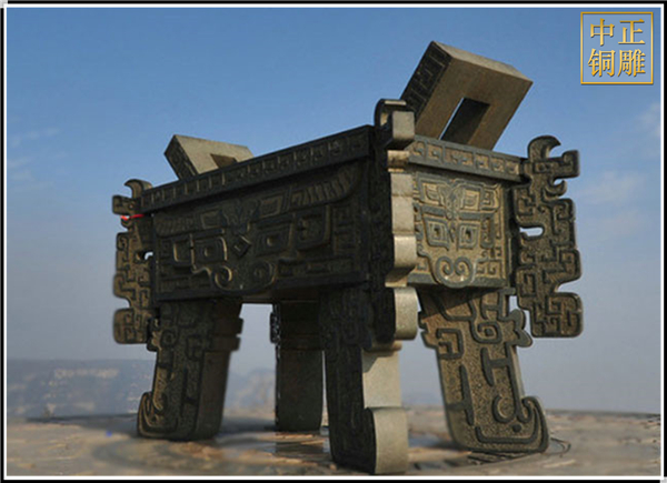 獸紋銅方銅鼎價(jià)格.jpg 獸紋銅方銅鼎價(jià)格.jpg